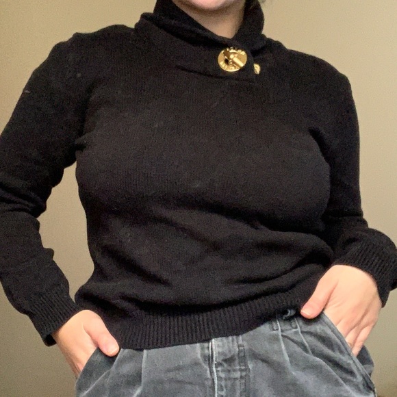 Fancy Ralph Lauren Sweater - Picture 2 of 6